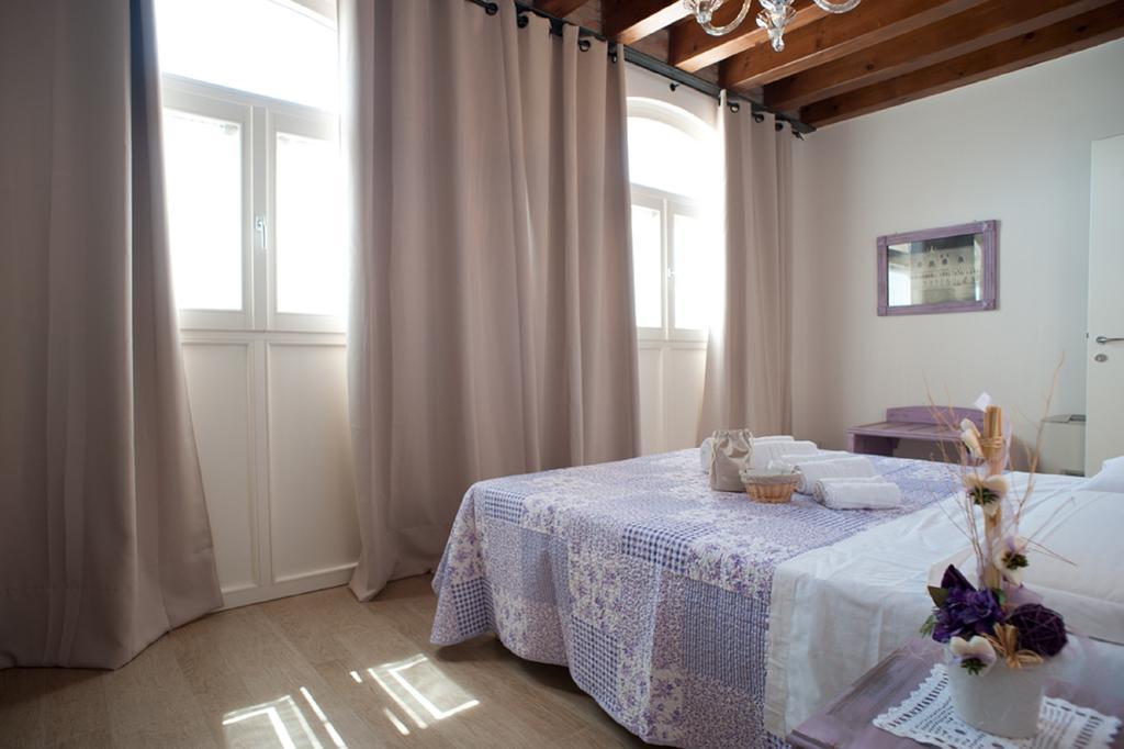 Villa Myosotis Mirano Rum bild