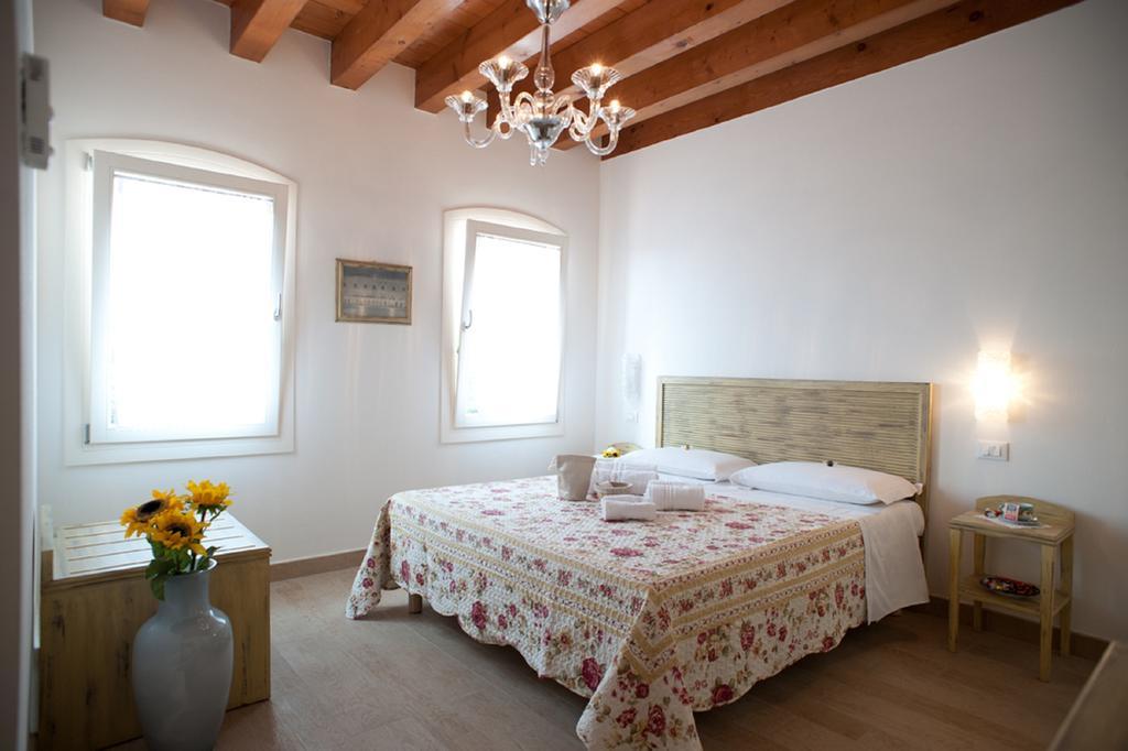 Villa Myosotis Mirano Rum bild